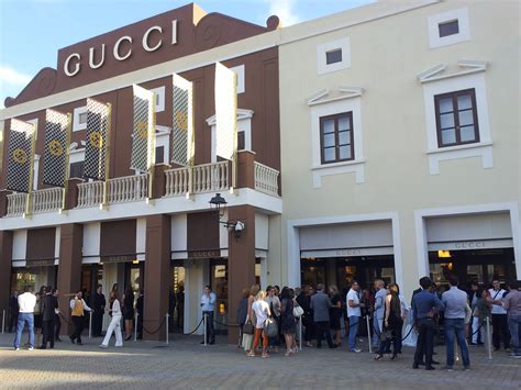 outlet Gucci shop online